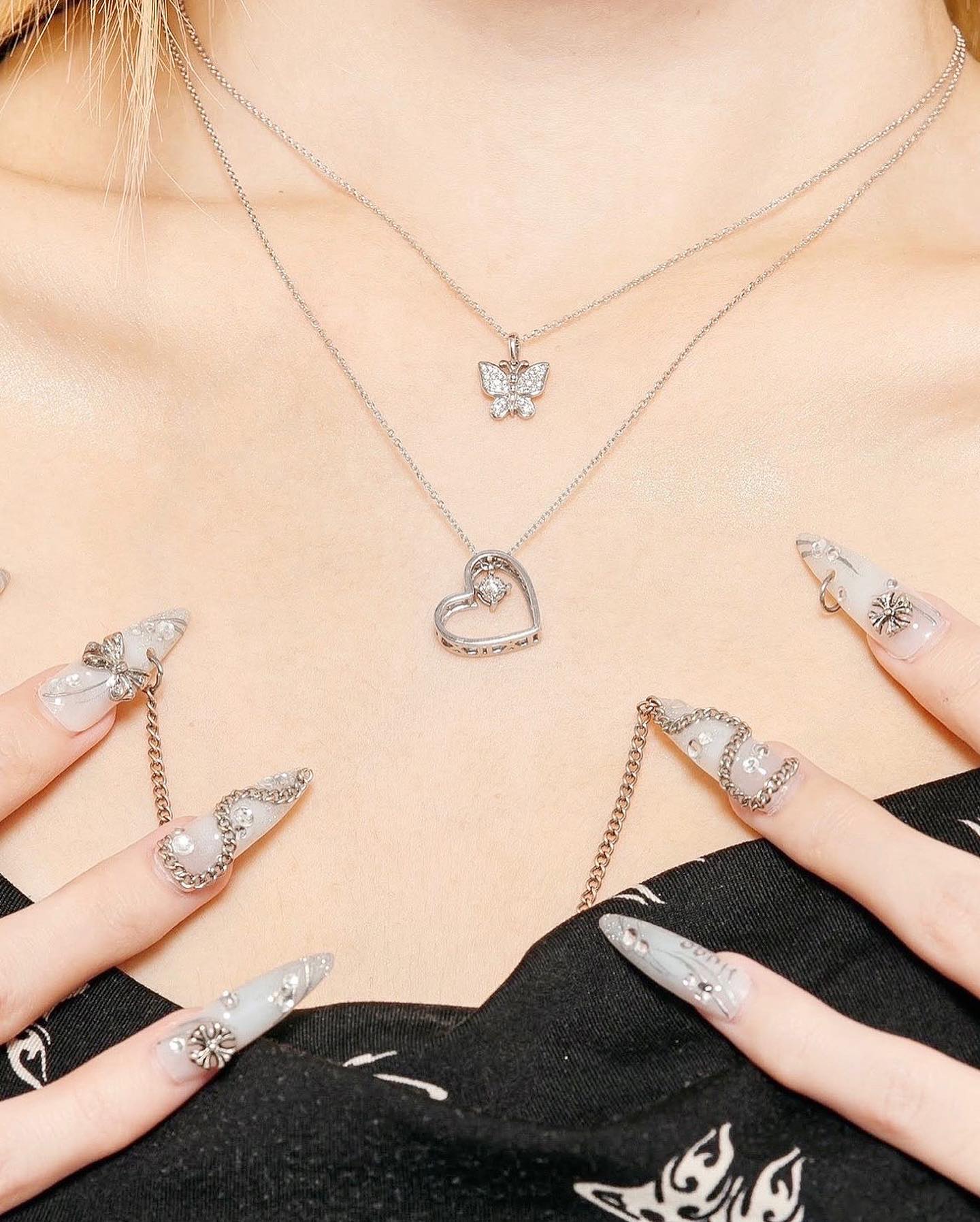  perhiasan white gold