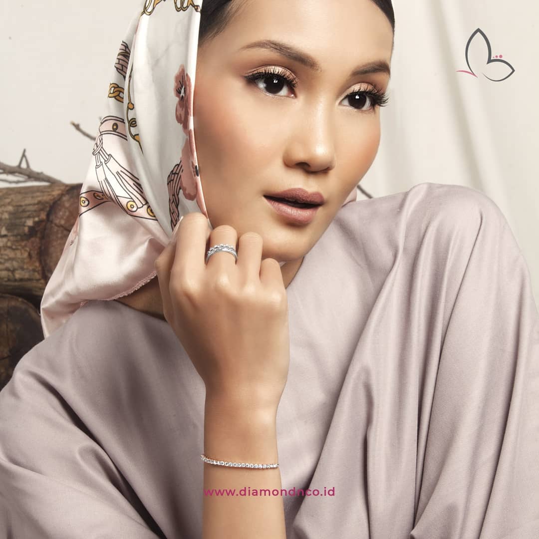 Rekomendasi baju untuk foto buku nikah