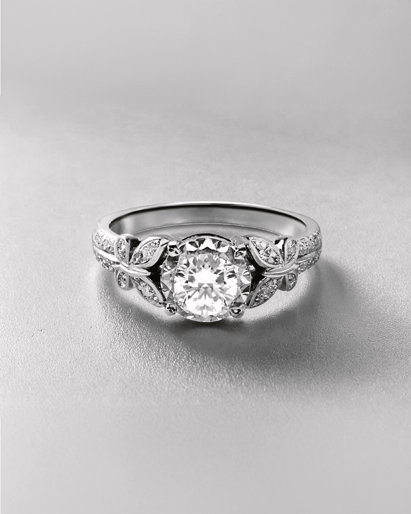 Model cincin berlian mewah